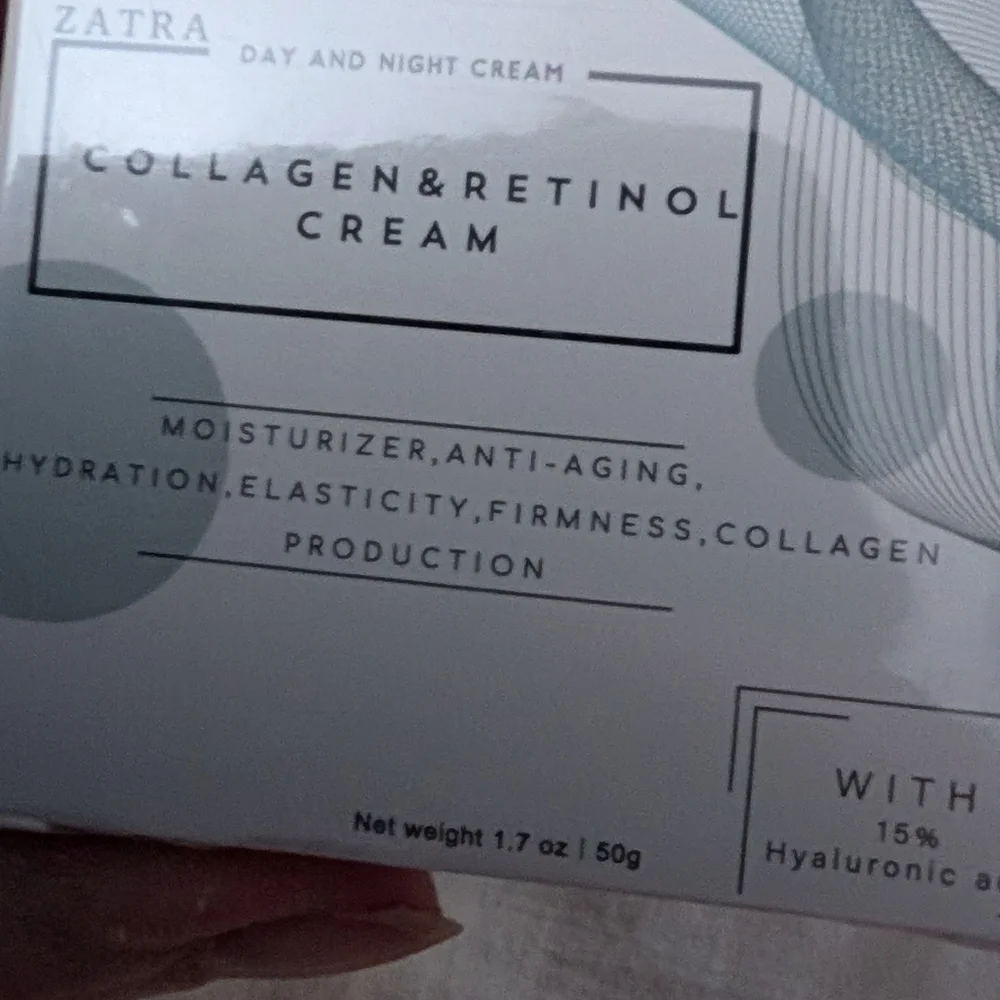 Zatra Collagen & Retinol Cream - White with Teal Accents